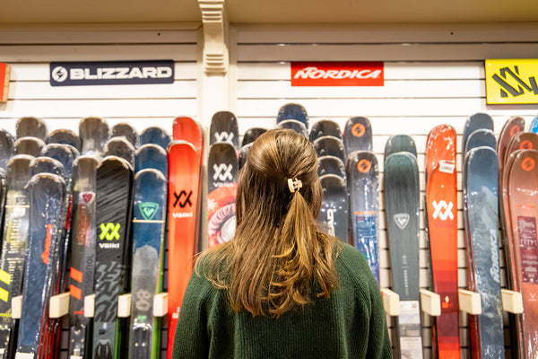 A Guide to Choosing the Perfect Skis for Your Style
