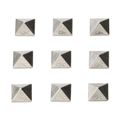 Dakine Pyramid Studs Snowboard Stomp Pad 2025 CHROME