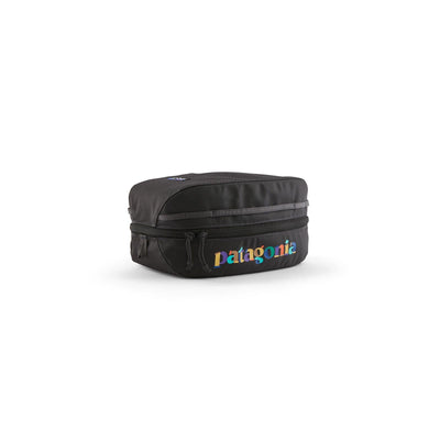 Patagonia Black Hole® Cube 6L 2025 UNITY TEXT: INK BLACK