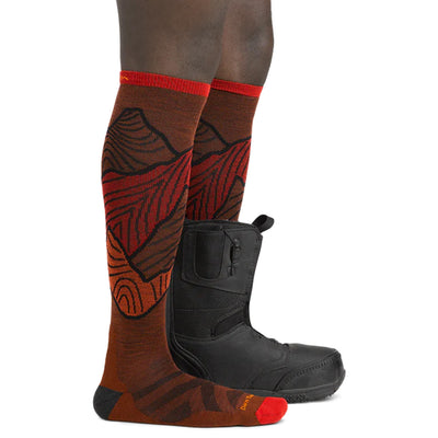 Darn Tough Men's Titan OTC Lightweight Socks With Cushion 2025 