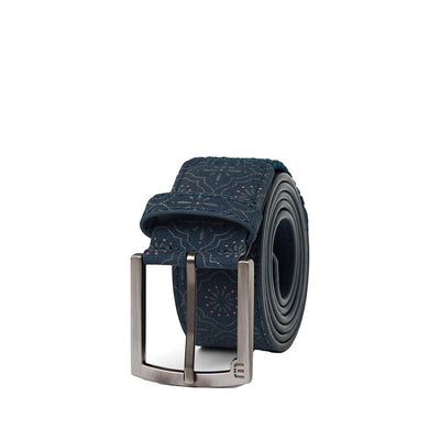 TravisMathew Men's World Link Hybrid Stretch Belt 2025 MOOD INDIGO
