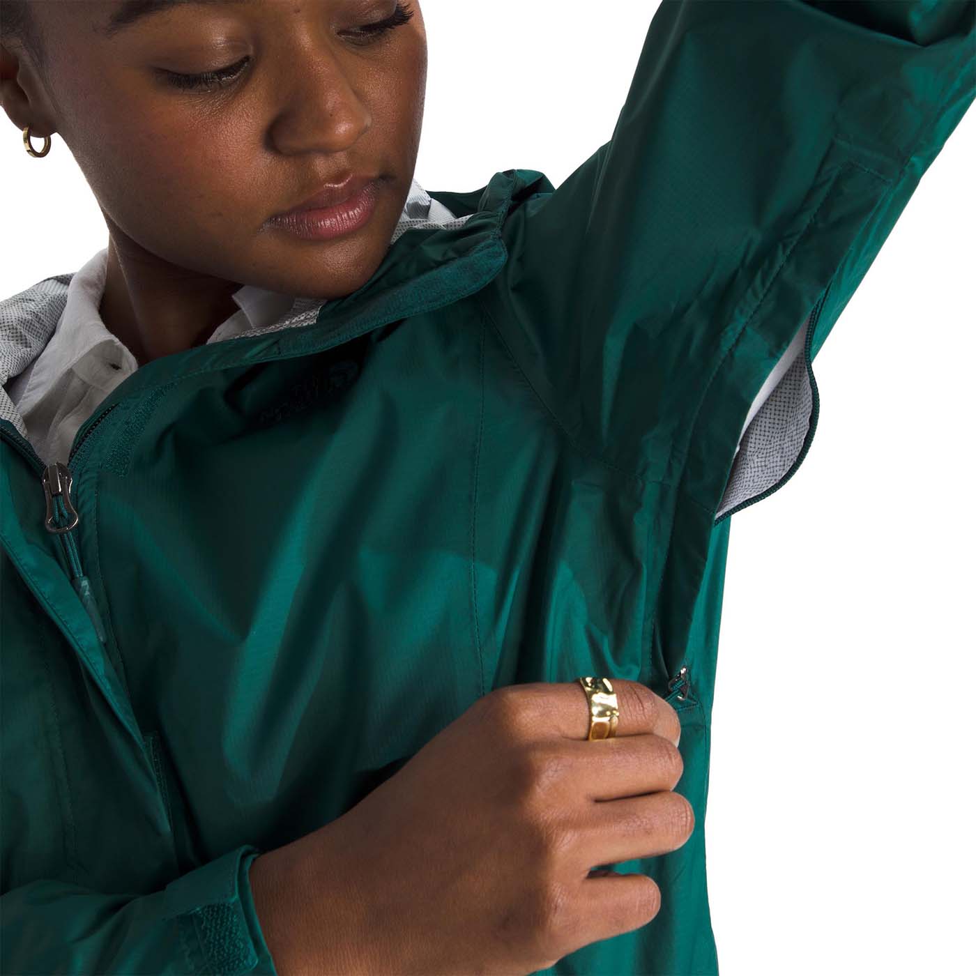 The North Face Women's Venture 2 Jacket 2025