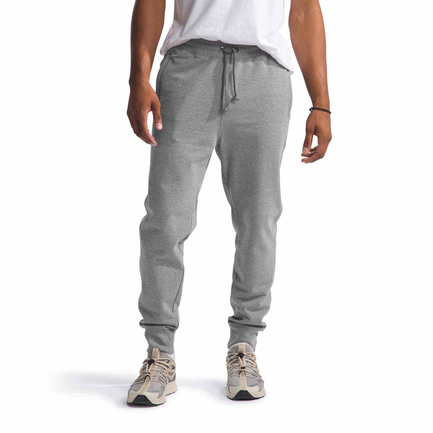 The North Face Men's Heritage Patch Joggers 2025 GAZ TNF MEDIUM GREY HEATHER