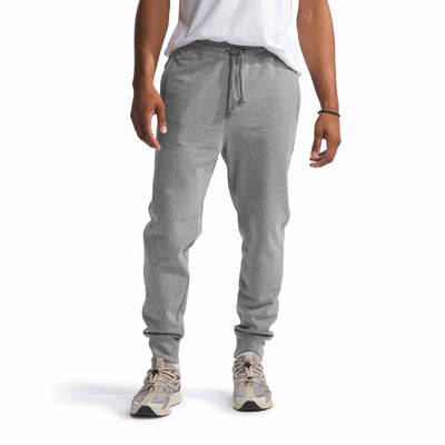The North Face Men's Heritage Patch Joggers 2025 GAZ TNF MEDIUM GREY HEATHER